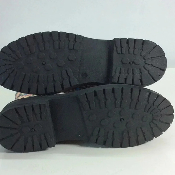 NWT Sugar Kaedy Floral Combat Boots – Size 11 – Memory‑Foam Comfort - Picture 4 of 8